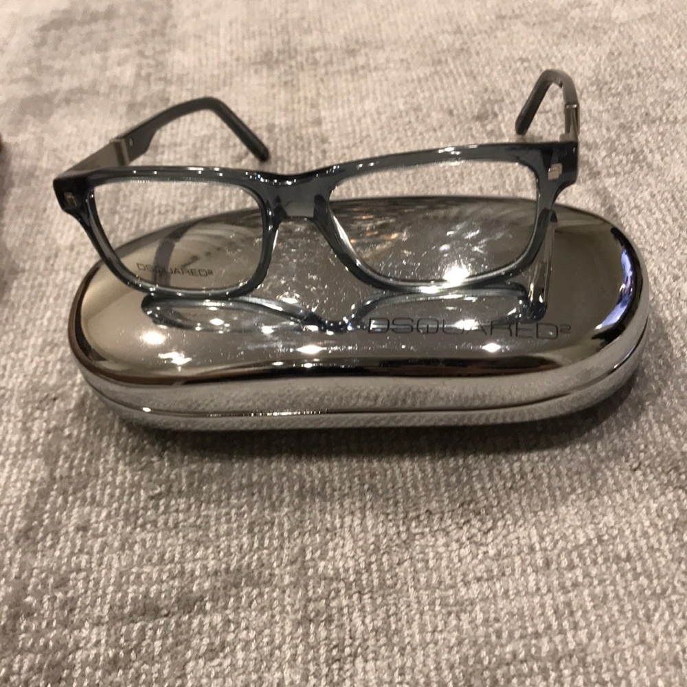Dsquared Opticals - Picture 10 of 11